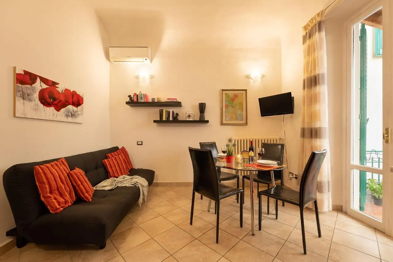 Terrazza Foscolo - Flo Apartments Florence Italy