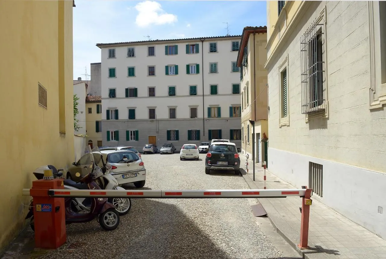 Terrazza Foscolo - Flo Apartments フィレンツェ イタリア